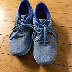 Brooks Blue Athletic Shoes